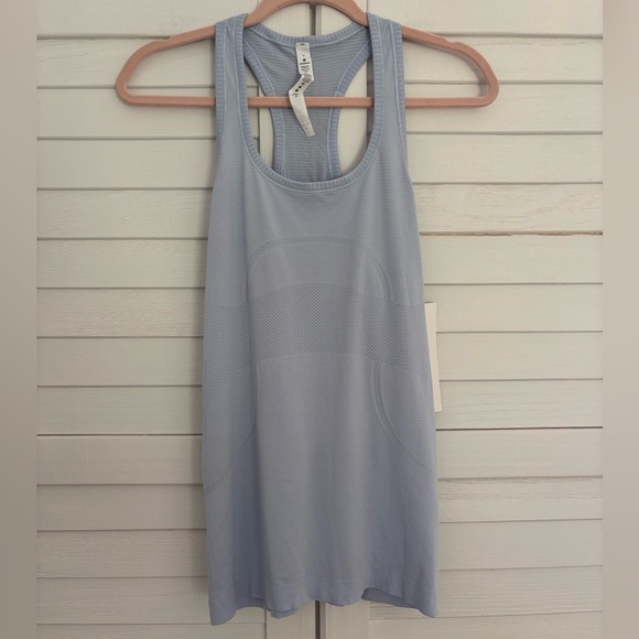Lululemon Swiftly Tech Racerback Tank Daydream Light Blue 8 - Picture 1 of 4
